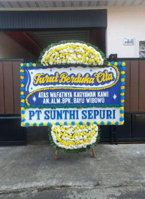Papan Bunga Duka di Teluk Sepang