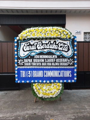 Papan Bunga Duka di Teluk Sepang